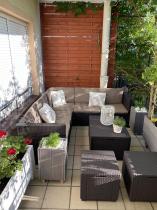 Aranżacja: Narożnik ogrodowy na balkon ze skrzynią na poduszki ProB brązowy