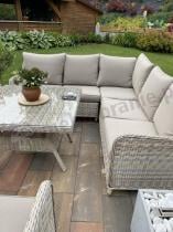 Aranżacja: Narożnik tarasowy 207x207cm ze stołem obiadowym 95x95cm i fotelami Novici - Beige