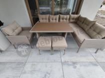 Aranżacja: Narożnik technorattanowy na nóżkach Perata Corner Natural + 1 fotel Polywood