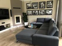 Aranżacja: Narożnik welurowy w kształcie U ciemny szary Flavio U 367x214cm lewy