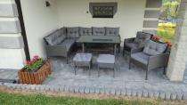 Aranżacja: Narożnik z technorattanu z pufami i fotelami Perata Corner Plus – Anthracite
