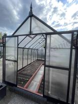 Aranżacja: Ogrodowa szklarnia z poliwęglanu 8mm PREMIUM - stelaż aluminiowy 244x428x240cm