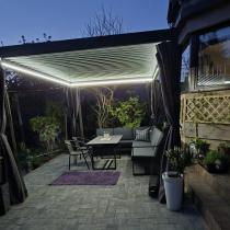 Aranżacja: Pergola 3x4 na taras z oświetleniem LED + zasłony i moskitiery Nefir 2.0 - Antracite