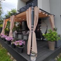 Aranżacja: Pergola ogrodowa 3x5,5 z materiałowym dachem i zasłonami Kirn beż