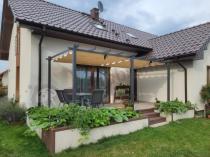 Aranżacja: Pergola ogrodowa 3x5,5 z materiałowym dachem Kirn beż