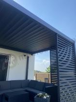Aranżacja: Pergola tarasowa boczna 3x4 z lemelami Mirador Wall Classic