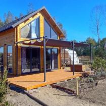 Aranżacja: Pergola tarasowa wolnostojąca z zasłonami Niro 3x5,5 - Grey