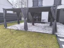 Aranżacja: Pergola tarasowa wolnostojąca z zasłonami Niro 3x5,5 - Grey