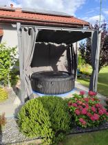 Aranżacja: Pergola wolnostojąca na taras z zasłonami 3x3 Kirn Szary - stelaż aluminiowy