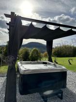 Aranżacja: Pergola wolnostojąca na taras z zasłonami 3x3 Kirn Szary - stelaż aluminiowy