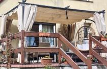 Aranżacja: Pergola wolnostojąca z zasłonami bocznymi 3x4 Niro - Cream