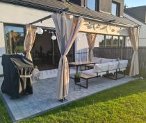 Aranżacja: Pergola wolnostojąca z zasłonami bocznymi 3x4 Niro - Cream
