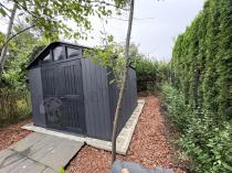 Aranżacja: Pojemny domek ogrodowy Keter Stronghold 10x11,5 Grey (10,6m2)