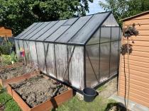 Aranżacja: Poliwęglanowa szklarnia ogrodowa 490x250cm z aluminium - czarny