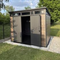 Aranżacja: Schowek narzędziowy Keter Signature Pent 9x7 Walnut Brown (6 m2)