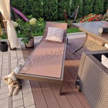 Aranżacja: Siatkowy leżak ogrodowy na kółkach Ahelo Brown