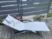 Aranżacja: Składany leżak ogrodowy z regulowanym oparciem Joko - Silver