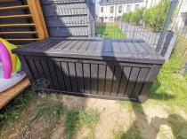 Aranżacja: Skrzynia na taras Rockwood Box 570L Antracite