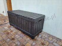 Aranżacja: Skrzynia z siedziskiem do przechowywania na balkon Kentwood 350 L Storage Box brązowa