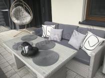 Aranżacja: Sofa trzyosobowa Cofete – Grey
