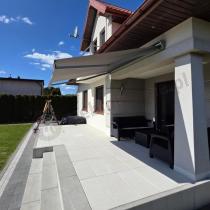 Aranżacja: Szara markiza na balkon Lea 295x250 - aluminiowy stelaż