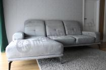 Aranżacja: Szara rogówka z podnóżkiem nowoczesna pikowana Torrense 265x175 cm lewy