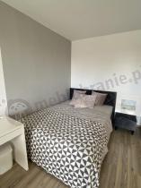 Aranżacja: Szare łóżko 140x200 cm tapicerowane Carlos