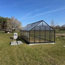 Aranżacja: Szklarnia poliwęglanowa PREMIUM 305x605x245cm