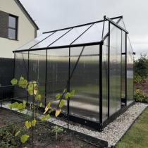 Aranżacja: Szklarnia poliwęglanowo aluminiowa 2x2,5 z czarną ramą - 250x190cm