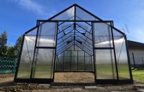 Aranżacja: Szklarnia z poliwęglanu 8mm PREMIUM aluminiowy stelaż 305x488x245cm