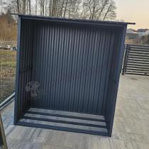 Aranżacja: Szopa ogrodowa z drewutnią z grubej blachy z drzwiami na zawiasach Wartt 300x180x200cm - Antracite A16