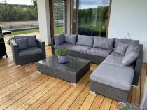 Aranżacja: Technorattanowe meble modułowe z fotelem Nilamito VIII Anthracite & Blue Grey
