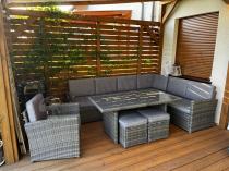 Aranżacja: Technorattanowy narożnik Cofete Dark Grey stół, pufy + 1 fotel