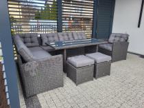 Aranżacja: Technorattanowy narożnik ogrodowy fotel + pufy z pikowanymi poduszkami Cofete Anthracite