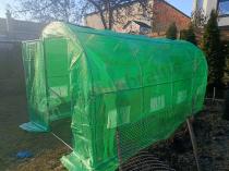 Aranżacja: Tunel foliowy metalowy 2x4m z metalowymi drzwiami – zielony