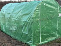 Aranżacja: Tunel foliowy metalowy 2x4m z metalowymi drzwiami – zielony