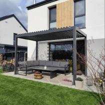 Aranżacja: Wąska pergola na taras 2x4 Nefir 2.0 Antracyt z obrotowymi lamelami, Gartwerk