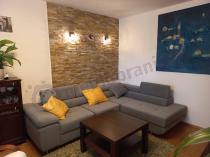 Aranżacja: Welurowa jasnoszara rogówka do salonu z funkcją spania Anton 275x202 prawy