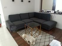 Aranżacja: Welurowy narożnik z funkcją spania Flavio Slim ciemnoszary 255x214cm prawy
