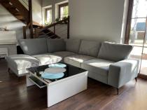 Aranżacja: Welurowy narożnik z funkcją spania Flavio Slim jasnoszary 255x214cm lewy