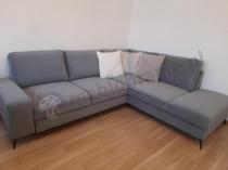 Aranżacja: Welurowy narożnik z funkcją spania Flavio Slim jasnoszary 255x214cm prawy