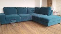 Aranżacja: Welurowy narożnik z funkcją spania Flavio Slim turkusowy 255x214cm prawy