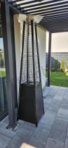Aranżacja: Wysoki stożkowy ogrzewacz gazowy typu piramida do ogrodu Flami 227 cm - Black