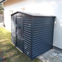 Aranżacja: Wytrzymały domek narzędziowy metalowy Dettel 240x180x210cm - Antracite A16