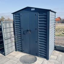 Aranżacja: Wzmacniany domek narzędziowy metalowy Dettel Plus 180x120x205cm - drzwi na zawiasach - Antracite A16