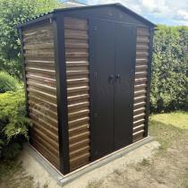 Aranżacja: Wzmacniany domek narzędziowy metalowy Dettel Plus 180x120x205cm - drzwi na zawiasach - Wooden