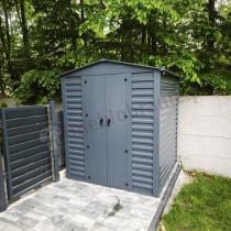 Aranżacja: Wzmacniany domek narzędziowy metalowy Dettel Plus 180x180x205cm - drzwi na zawiasach - Antracite A16