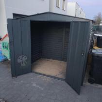 Aranżacja: Wzmacniany domek narzędziowy metalowy Dettel Plus 240x180x205cm - drzwi na zawiasach - Antracite A16