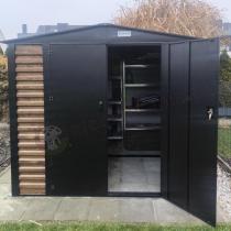 Aranżacja: Wzmacniany domek narzędziowy metalowy Dettel Plus 240x240x205cm - drzwi na zawiasach - Wooden