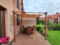 Aranżacja: Zadaszenie na taras z zasłonami 3x3m Pergola Kirn - Cream Wood